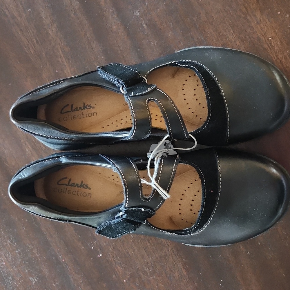 Clarks never worn